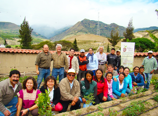 5-Day Workshop in Pimampiro Ecuador in 2013.
Agustín is on the left, upper row; Juan Manuel Martinez is 3rd from the right, upper row; 
Marisol is second from the left, lower row